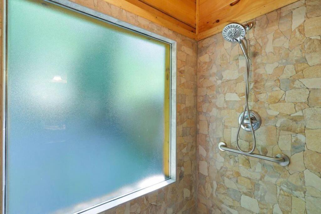 Open Studio Lodge At Little Rock Creek Cherry Log Exterior photo