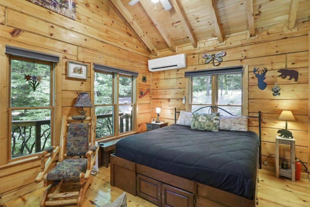 Open Studio Lodge At Little Rock Creek Cherry Log Exterior photo